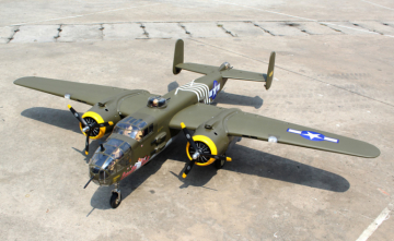 Mitchell B-25 20cc med Infällbara Landställ ARF