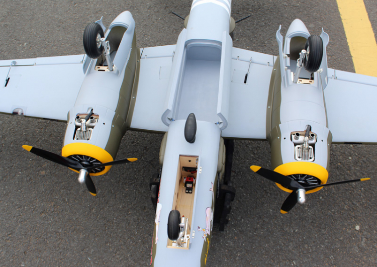 Mitchell B-25 20cc With Retractable Landing Gear ARF